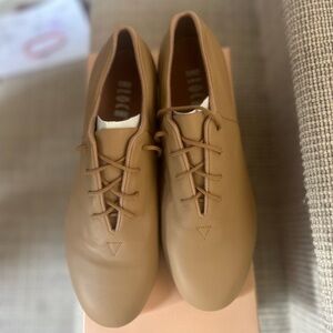 Women’s Block Flex Tap Shoe Tan